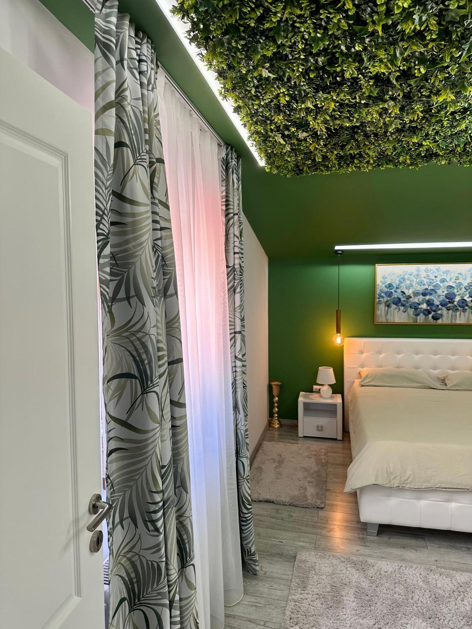 Deyinn Guest House Centrum Turda Exterior foto
