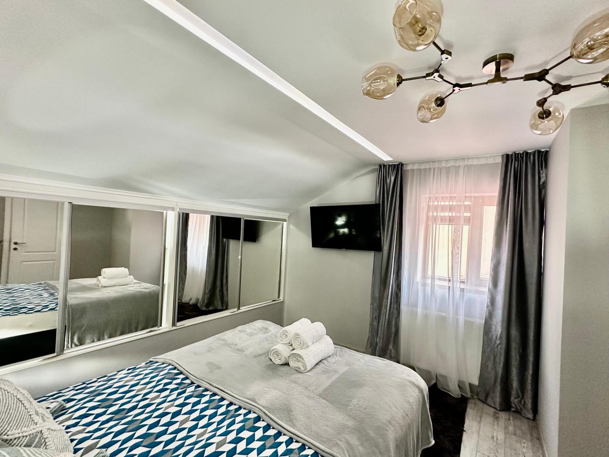 Deyinn Guest House Centrum Turda Exterior foto