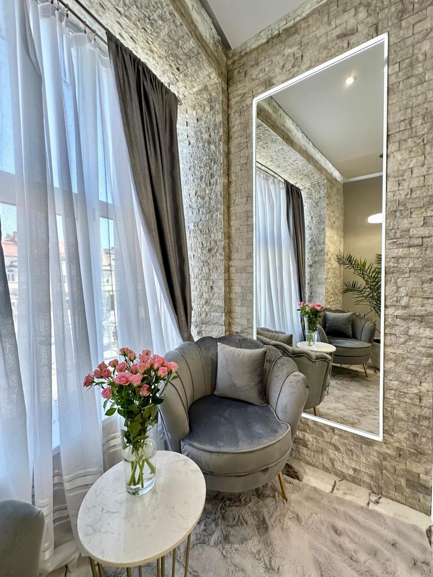 Deyinn Guest House Centrum Turda Exterior foto